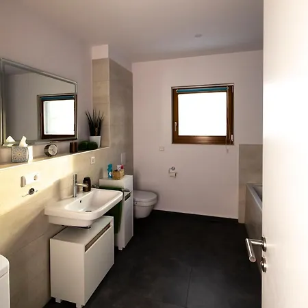 Partners - Bella Donna 95qm In Naehe Ber-airport *